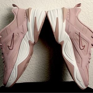 Nike M2K Tekno